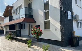 Eros Apartman
